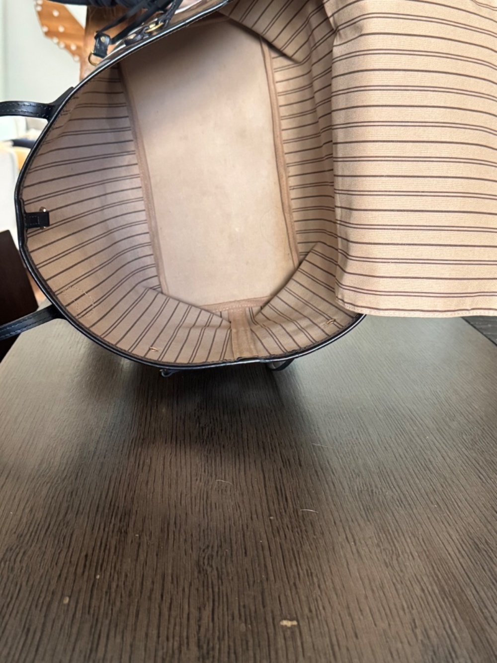 Louis Vuitton Neverfull - Picture 3 of 3